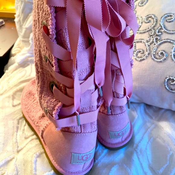 Pink Heirloom Lace Up Grosgrain Trim Boots pink 7 1/2 - Picture 4 of 9